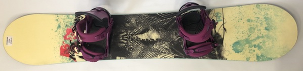 Dámský snowboard Nitro Mystique + vázání Nitro Cosmic Ultra Violet (Testovací snowboard 149 cm)