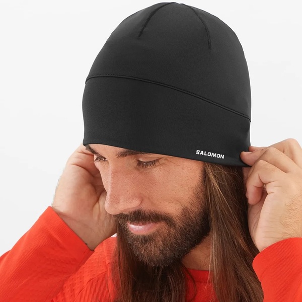 Běžecká čepice Salomon Activ Beanie Deep Black/Reflective Silver LC2022600 24/25